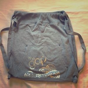 Gap drawstring bag