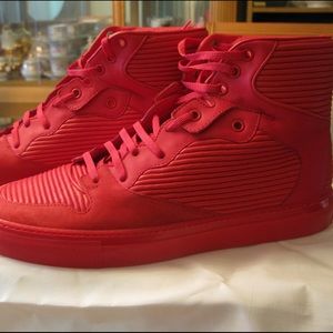 Size 42 (U.S. 9) Red October Balenciaga