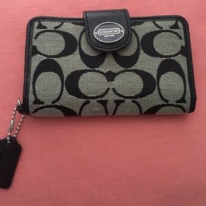 Authentic Coach Wallet
