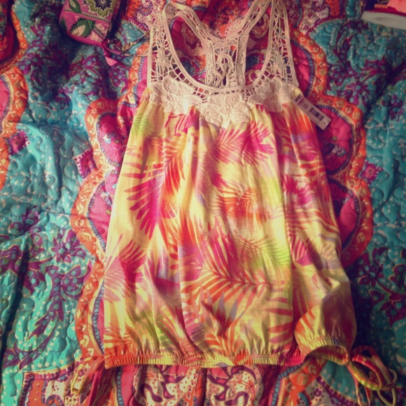 Bright Flowery Lace tank