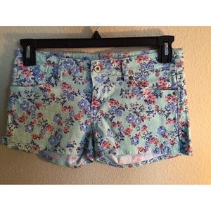 Levi's shorty short