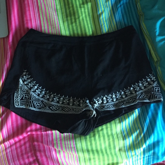loose tribal shorts