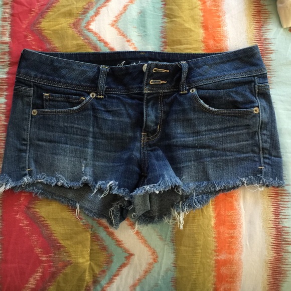American Eagle Cut-off shorts! 😍