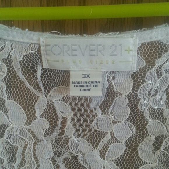 White lace tee - Picture 3 of 4