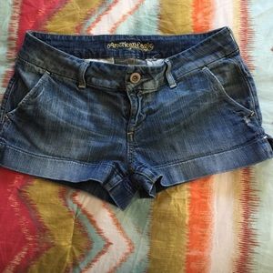 American Eagle Shorts 😎