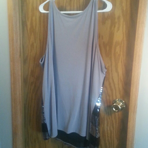 Sparkley tank top - Picture 2 of 3