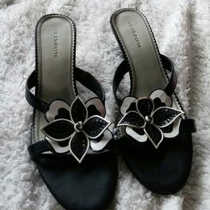 Liz claiborne sandals