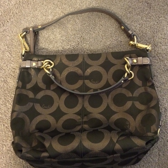 Authentic Coach handbag - Picture 2 of 3