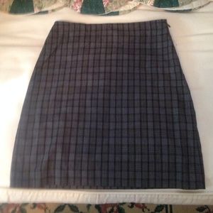plaid DKNY grey skirt