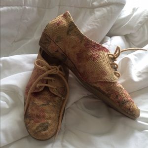 Floral oxfords