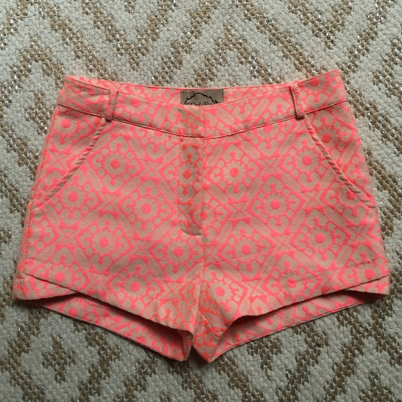 Deja Vu Other - Deja Vu Sz S Patterned Shorts Hot Pink Beige