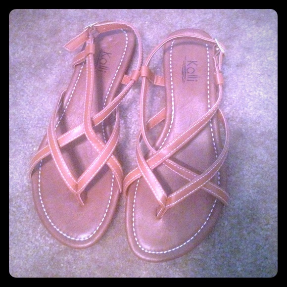 Brand new! Tan strappy sandals size 6