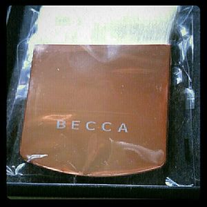 Other - Becca The One Perfecting Brush Other - Becca The One Perfecting Brush