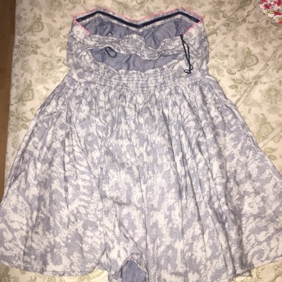Dress - Picture 2 of 2