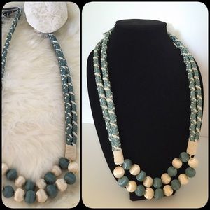 ❗️1. Garland Statement Necklace