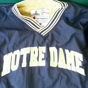 Pull over Notre Dame jacket