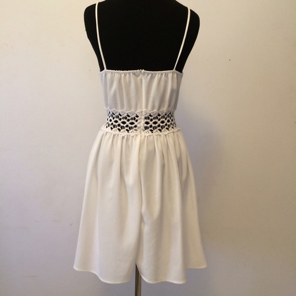 Embroidered Waist Dress - Picture 2 of 4