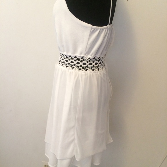 Embroidered Waist Dress - Picture 3 of 4