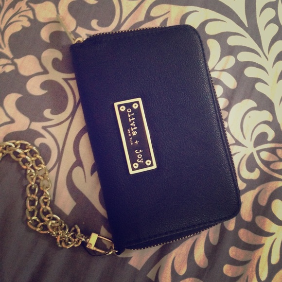 Olivia & Joy Wristlet