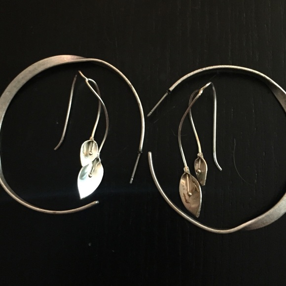 Earring bundle - Picture 4 of 4