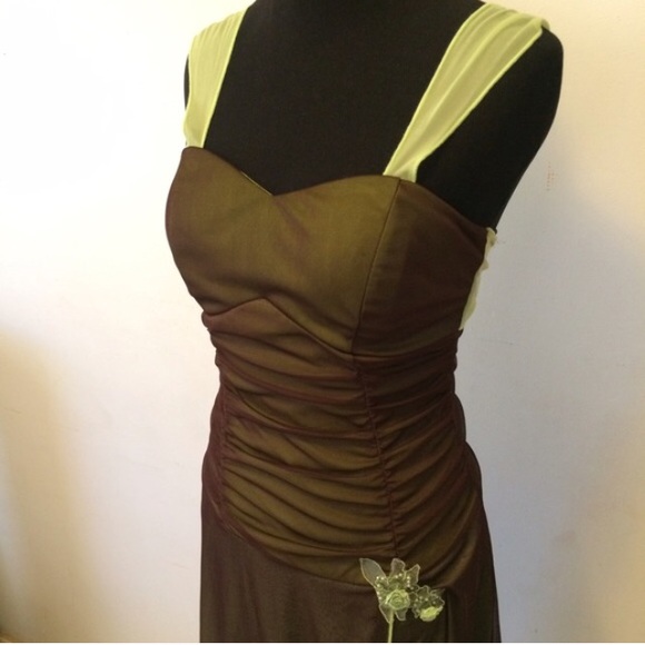 Olive Dress - Picture 2 of 4