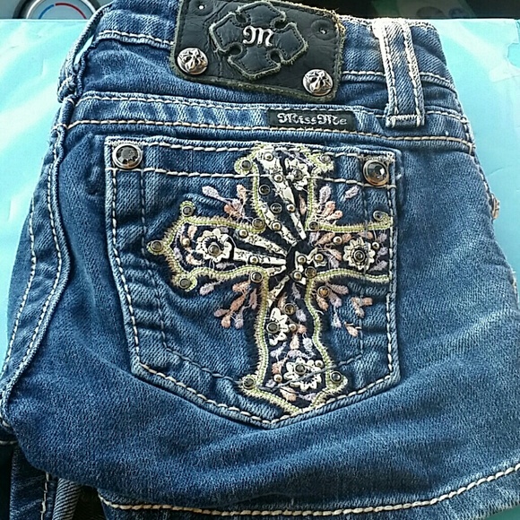 Youth Miss Me Shorts size 10 - Picture 1 of 3
