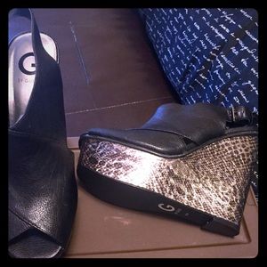 Guess platform wedge