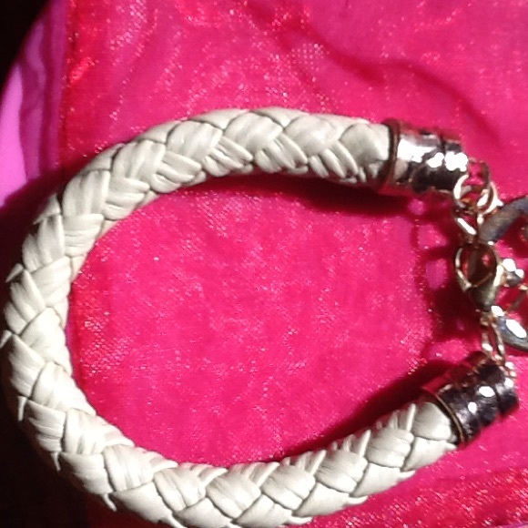 Tory Burch White bracelet ❤️ - Picture 3 of 4