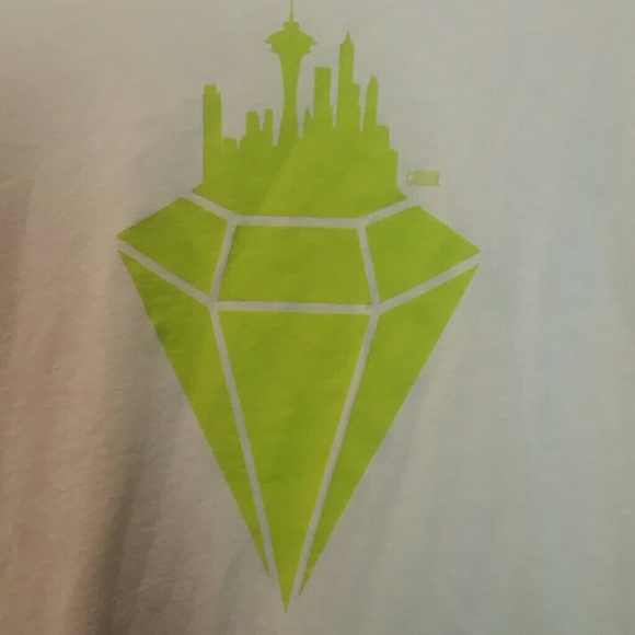 Casual industrees tee - Picture 3 of 3