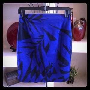 🎉Host Pick🎉Express blue and black skirt