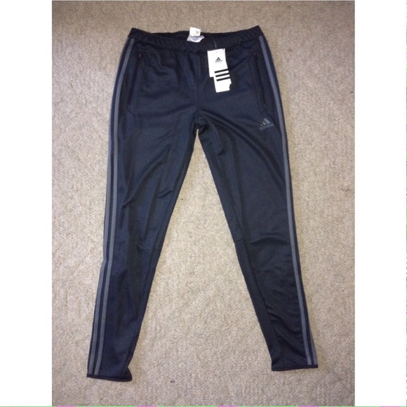 NWOT Women trio 13 Adidas soccer pants