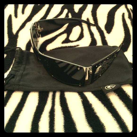 Metal Mulisha sunglasses 😎