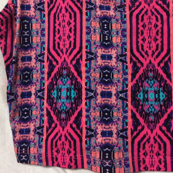 Patterned crop top - Picture 2 of 2