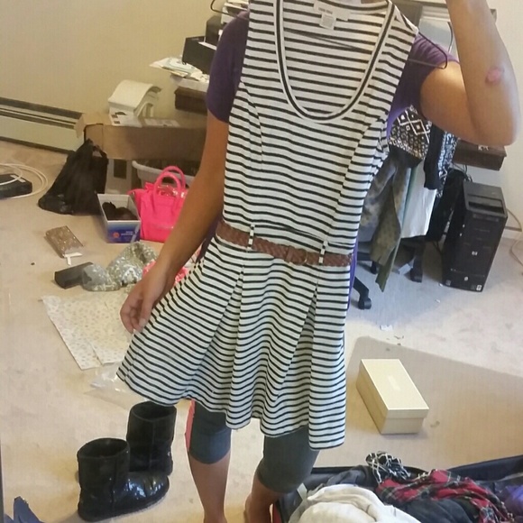 PERFECT WHITE AND BLUE STRIPE DRESS