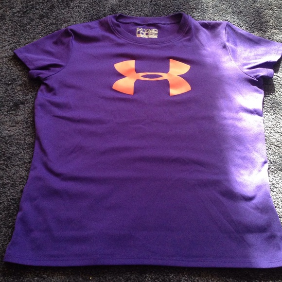 Shirt. Worn only a few times. Great condition.