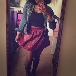 Red / Burgundy short skirt!