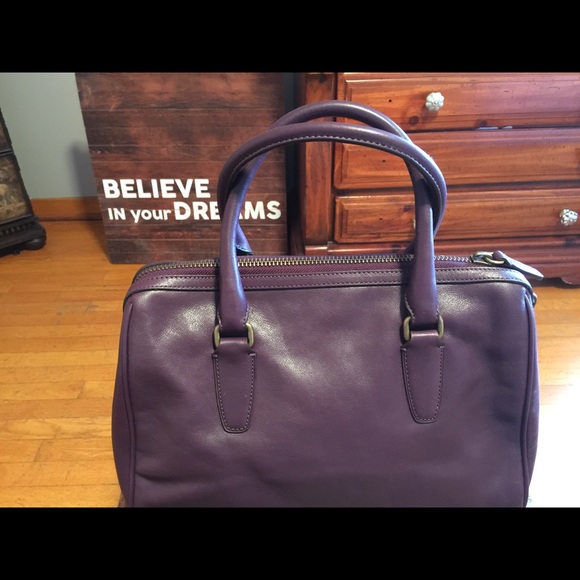 Authentic Coach Legacy Studded Haley Satchel NWT - Picture 2 of 4