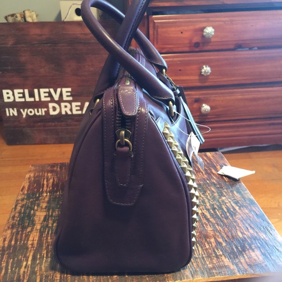 Authentic Coach Legacy Studded Haley Satchel NWT - Picture 4 of 4