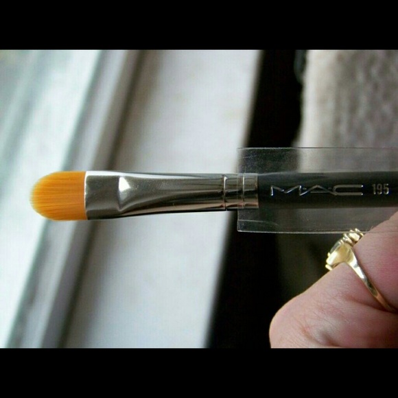 Mac Brushes  #130,195,286
