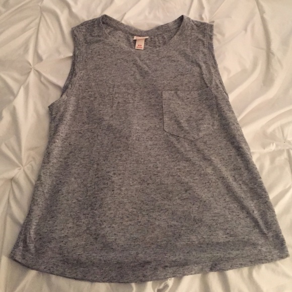Grey tank