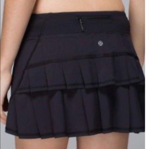 Black authentic lululemon ruffled skirt