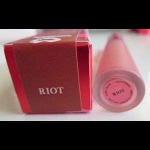 Riot lime crime