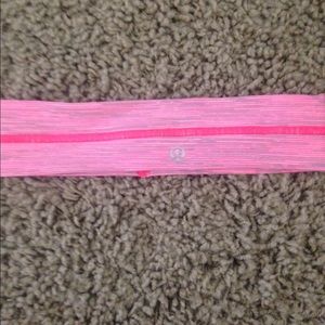 light pink lululemon headband