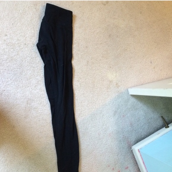 Black tight Lululemon size 4