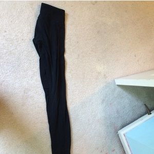 Black tight Lululemon size 4