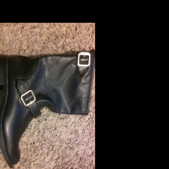 Black boots