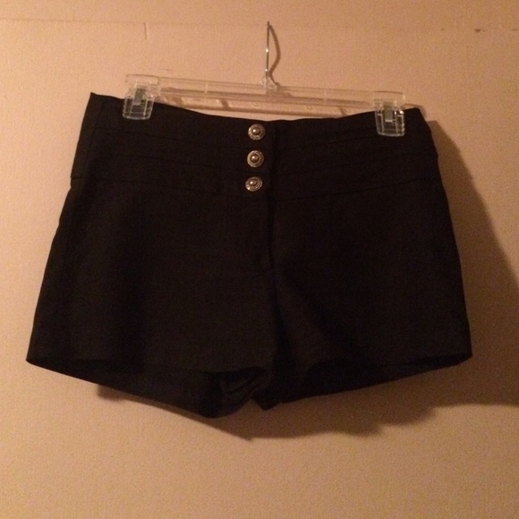 Club shorts with thick pleated waist - Picture 1 of 2