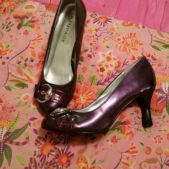 Beautiful Purple Patten Leather RAMPAGE Heels