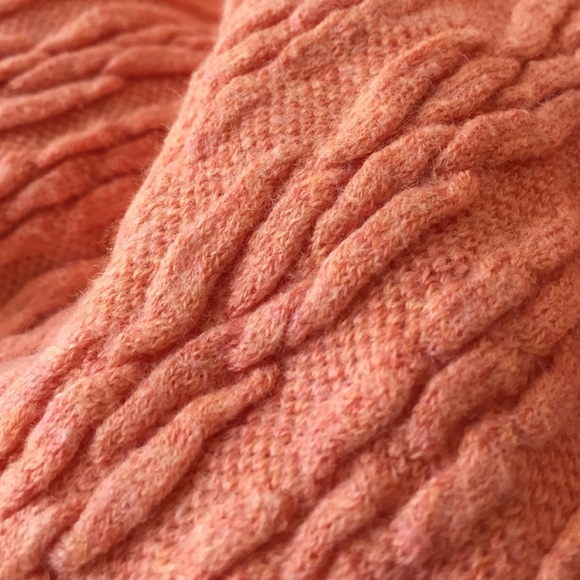 Free People cropped sweater - Picture 3 of 4