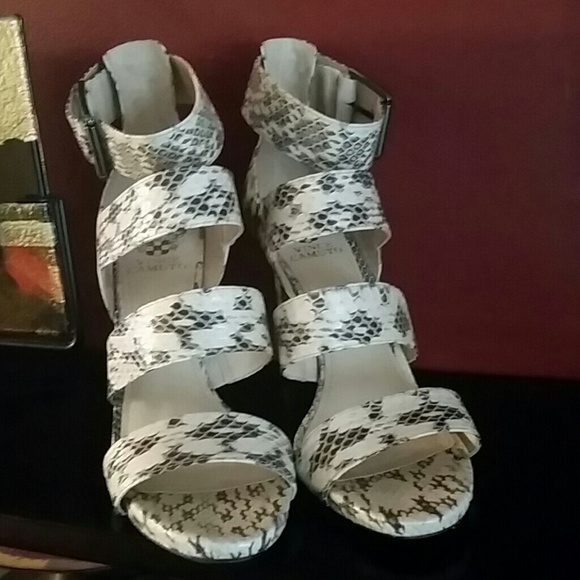 SOLD! Vince Camuto snake print heel. Worn once. - Picture 2 of 4
